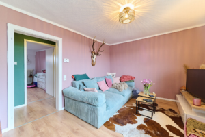 4b1300e8 6807 464f 829c eb813948138f